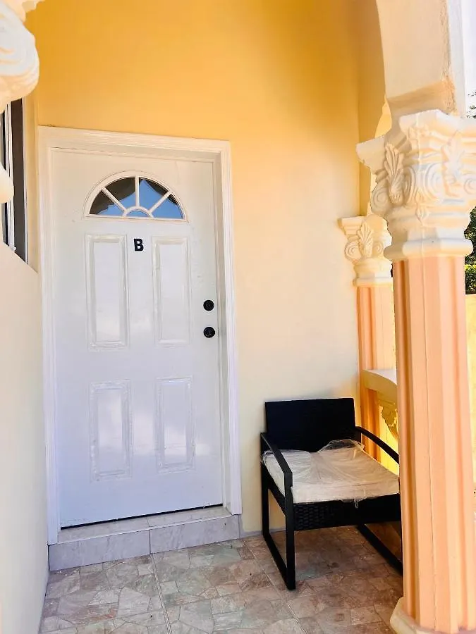 Lejlighed The Rest Stop-B- 15 Min From Airport/24Hrs Security Montego Bay Jamaica